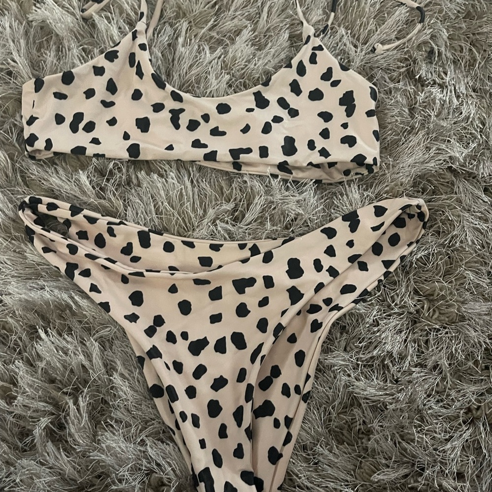Leopard Print Bikini Set - Picture 4 of 6